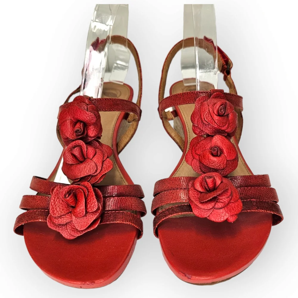Nurture Red Leather Espadrille Wedge Sandal With Floral Accents Size 11 M